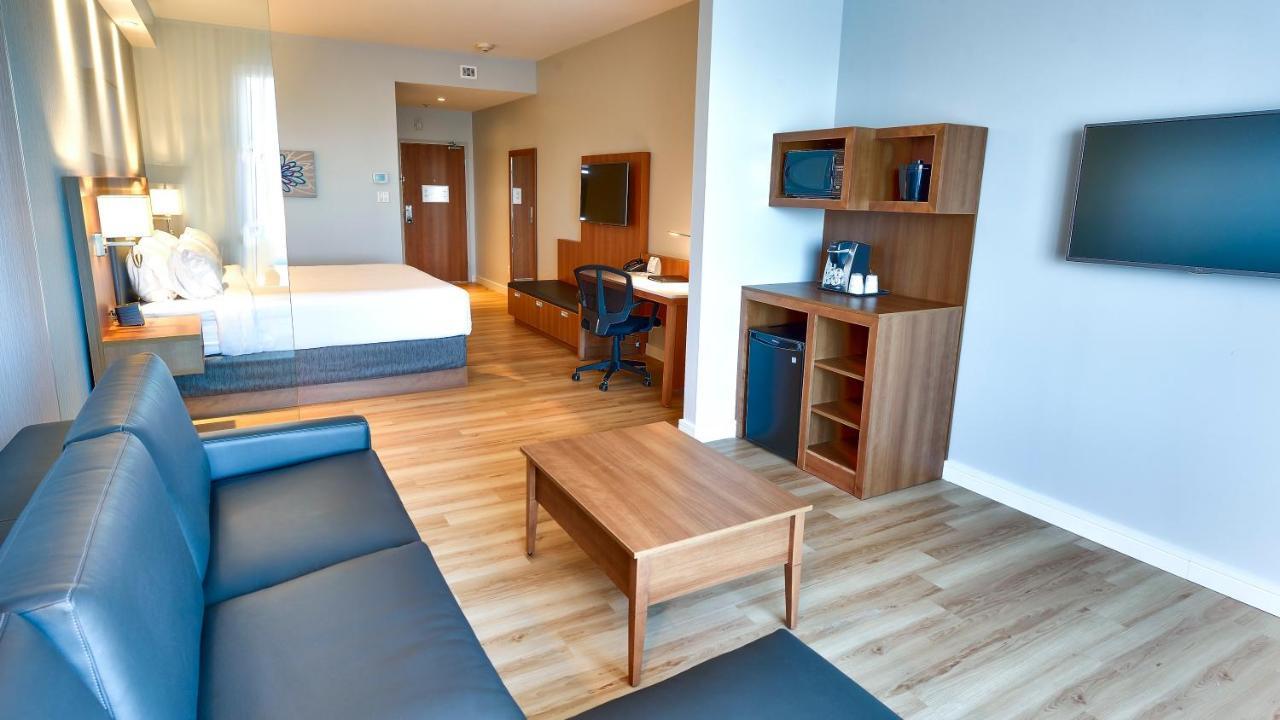 Holiday Inn Express & Suites Vaudreuil-Dorion By Ihg Exteriér fotografie
